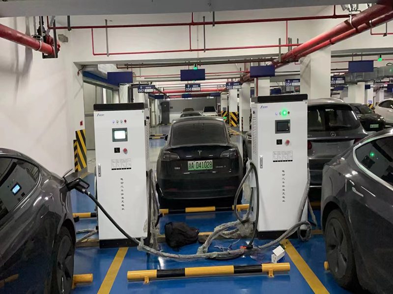 武汉汽车充电场