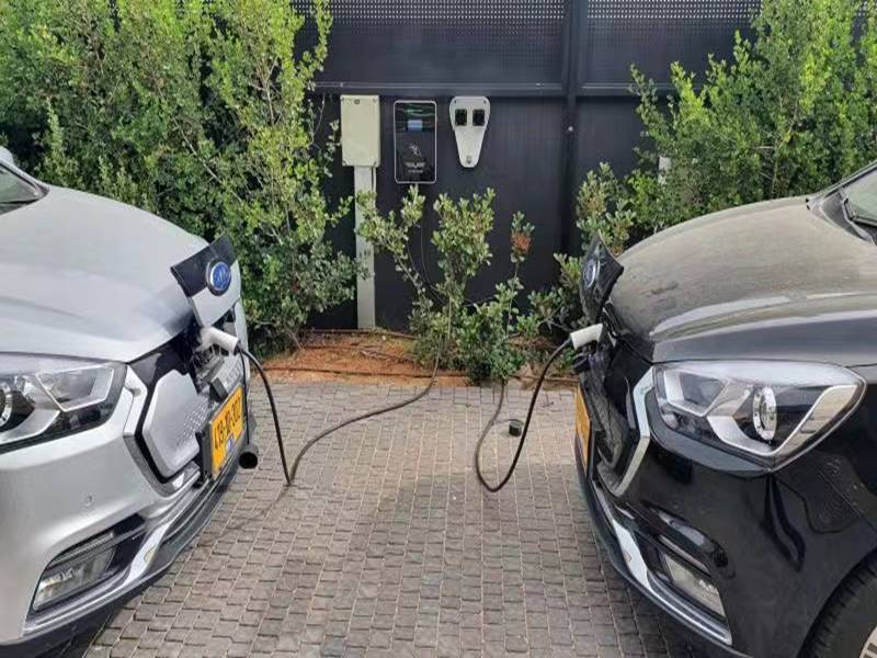 汽车充电桩案例